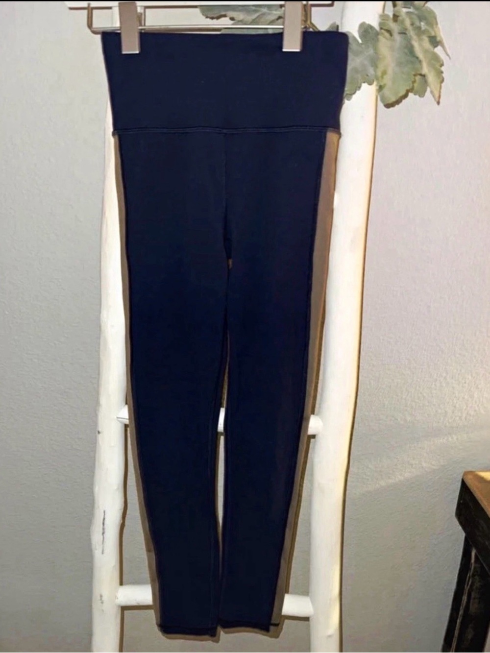 Athleta Elation 7/8 High Rise Colorblock Leggings Blue/Beige